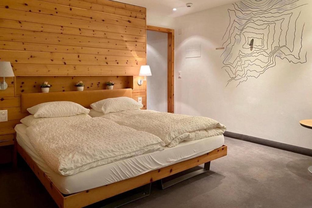 3100 Kulmhotel Gornergrat - Junior Suite Matterhorn - King Size Bed